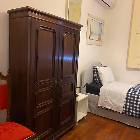 Casa Da Vinha Grande 게스트하우스 4*